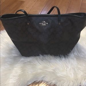 Signature Coach Tote Bag